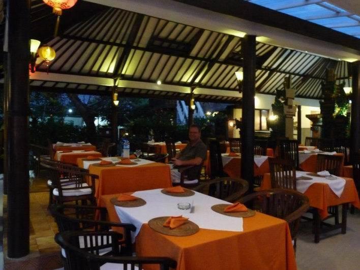 Anom Beach Hotel Candi Dasa  Ngoại thất bức ảnh