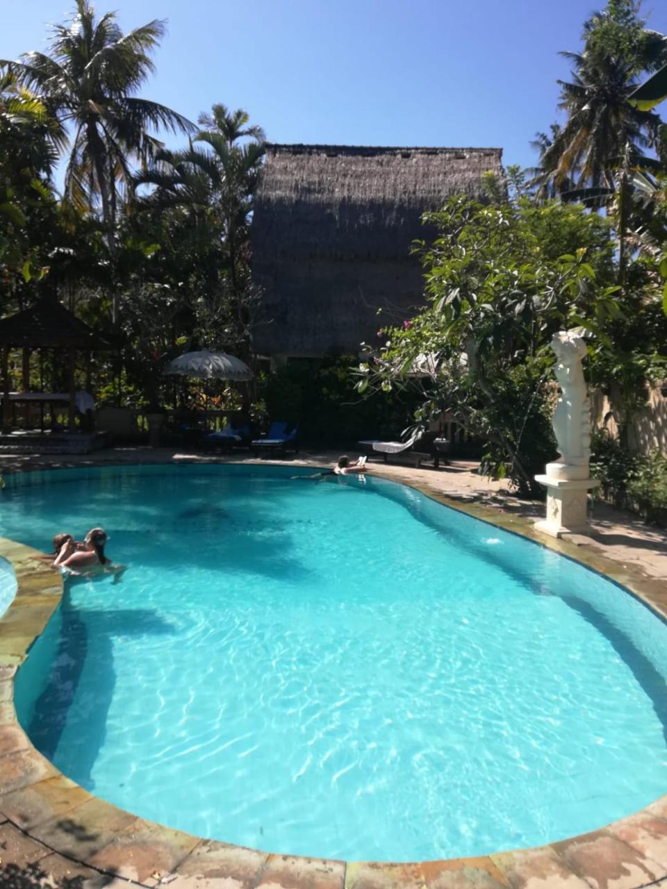 Anom Beach Hotel Candi Dasa  Ngoại thất bức ảnh